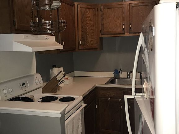 4th image of 124 Seaspray Ct