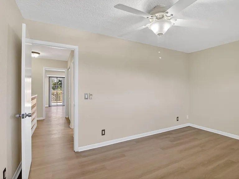 2520 Van Buren St #4 — Photo 30