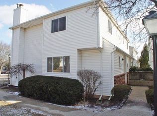 204 Blackberry Ct #204, Flemington, NJ 08822