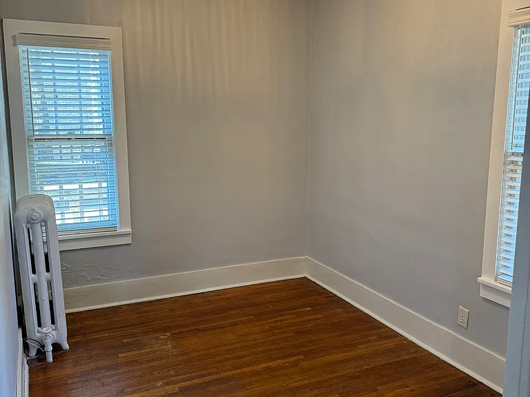 3231 Emerson Ave S — Photo 22