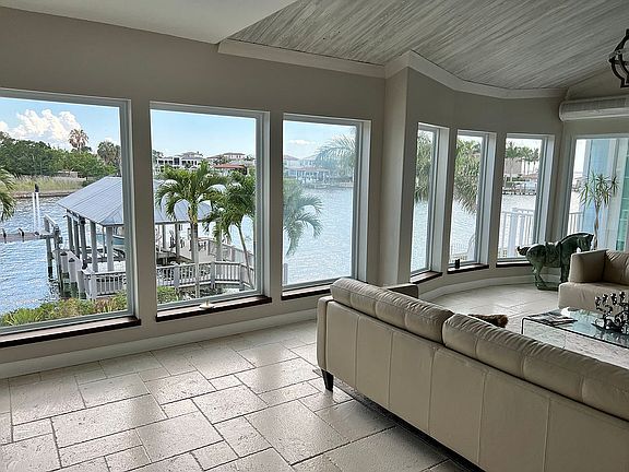 5th image of 5118 W Poe Ave