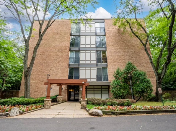 5800 Oakwood Dr Unit 1B, Lisle, IL 60532
