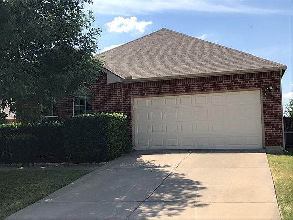 2nd image of 1924 Juniper Dr