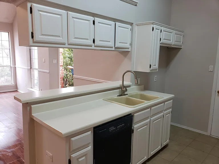 940 S Old Orchard Ln — Photo 5