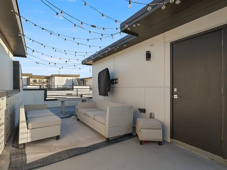 1813 Park Ave #106 — Photo 15