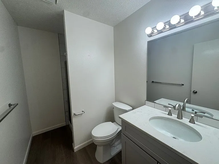 6920 N Old Fort Dr — Photo 22
