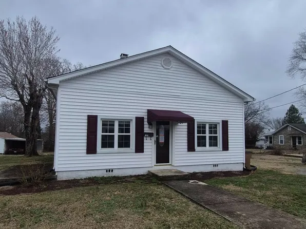 1005 11th St, Altavista, VA 24517