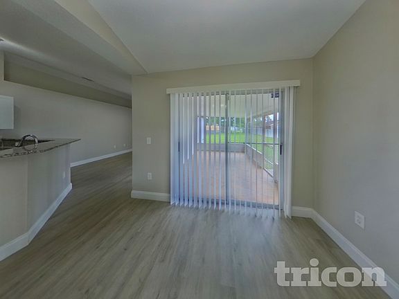 3rd image of 906 Dartmouth Ct