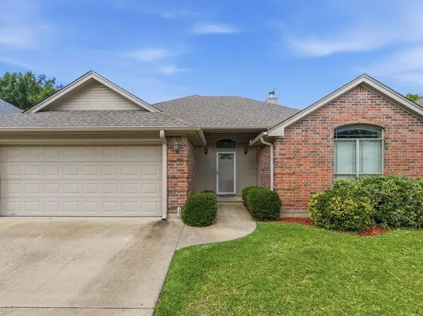 1712 Sully Ct, Stephenville, TX 76401
