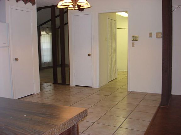 3rd image of 3841 Lancelot Pl