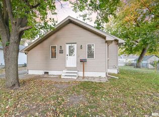 1222 Sommerset St, Pekin, IL