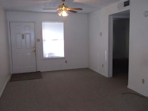 5th image of 1000 League St S