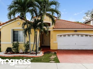 16098 SW 86th Ter, Miami, FL 33193