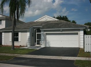 5522 NW 55th Ter, Pompano Beach, FL 33073