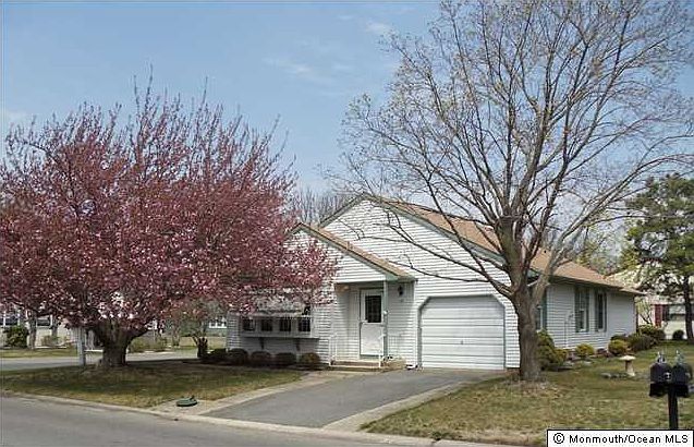 1st image of 16 Penwood Dr #54B