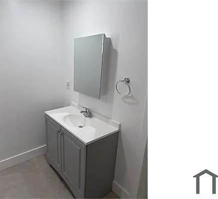 3851 NE 14th Ave — Photo 8