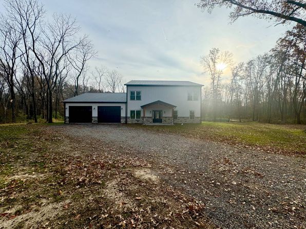 494 County Road 1800e, Fairfield, IL 62837