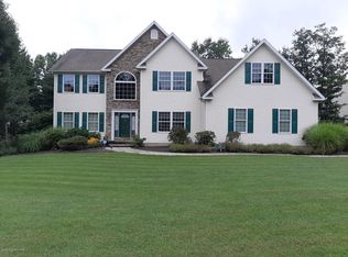 46 Colony Dr, Hazleton, PA 18202