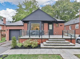 43 Barclay Rd, Toronto, ON M3H3E2