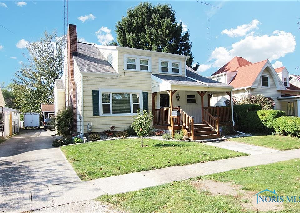 1st image of 123 S Adams St