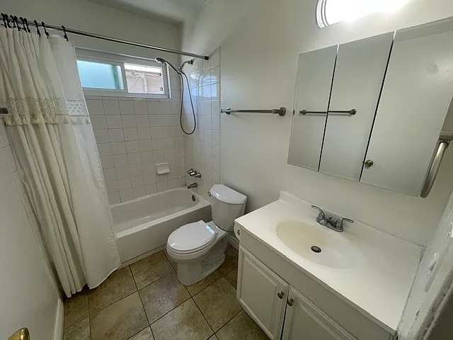 5181 Philadelphia St #4 — Photo 13
