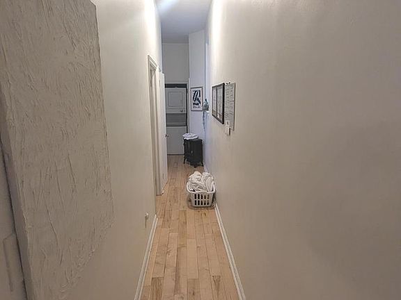 5th image of 251 S 21st St #1R