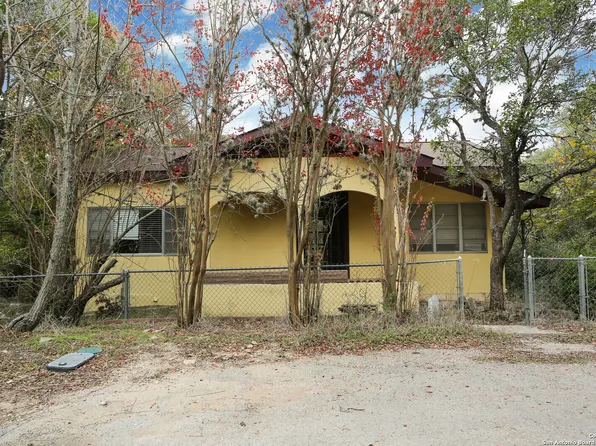 18111 Lake Shore, Helotes, TX 78023