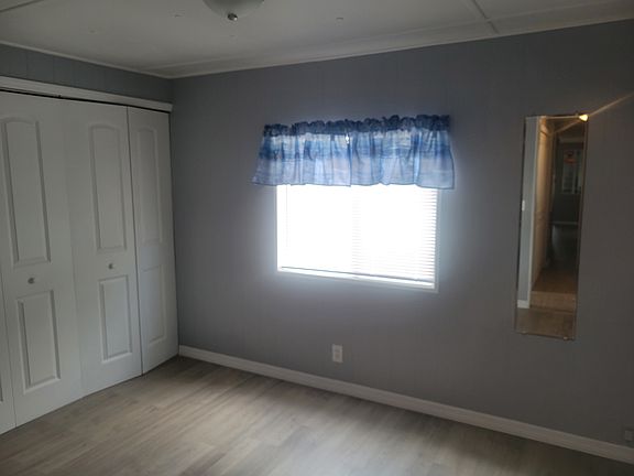 Large Bedroom, 9' x 11'