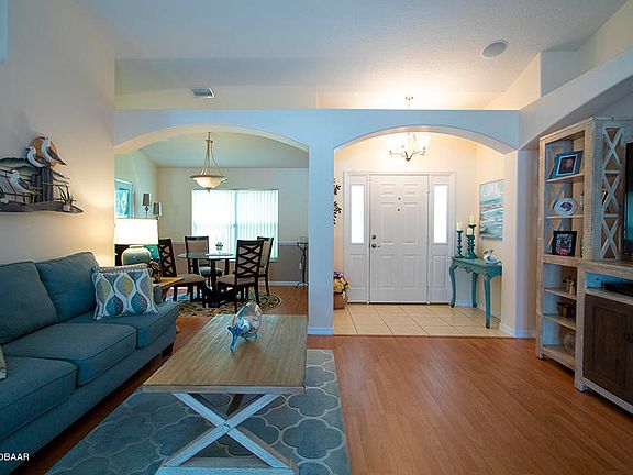 3rd image of 74 Caladium Dr
