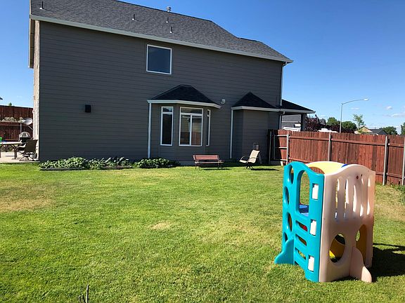 5th image of 3424 Mariner Ln