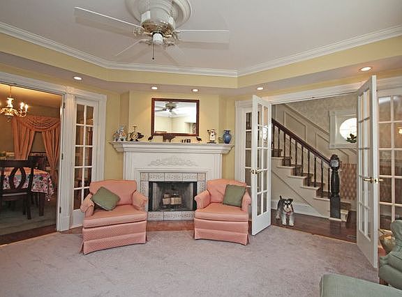 4th image of 16 Homestead Ave