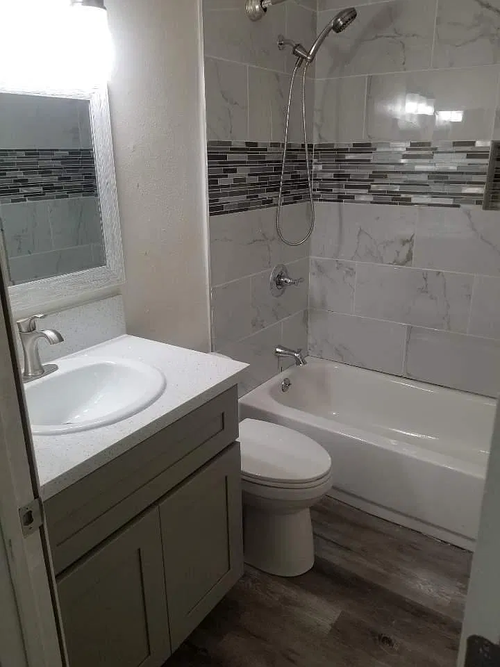 2 bed, 800 sqft, $2,100 — Photo 4