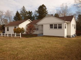 1305 Coolbaugh St, Stroudsburg, PA 18360