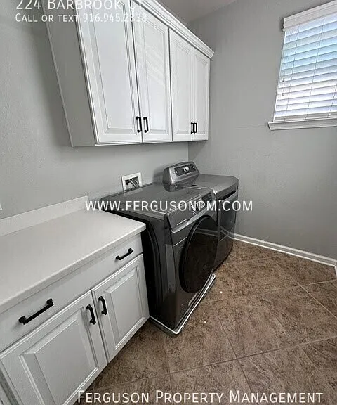 224 Barbrook Ct — Photo 17
