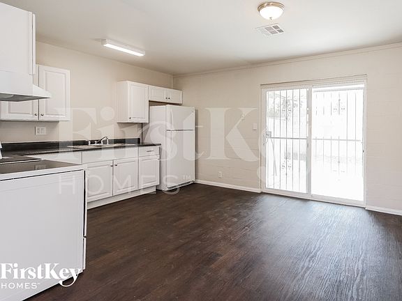 5th image of 2128 Carver Ave