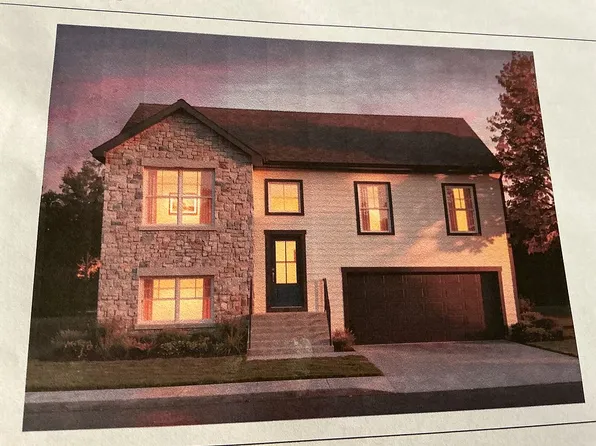 2720 Coral Dr, Hebron, KY 41048