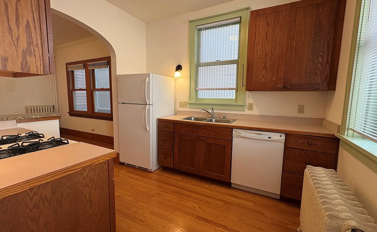 220 State St — Photo 1