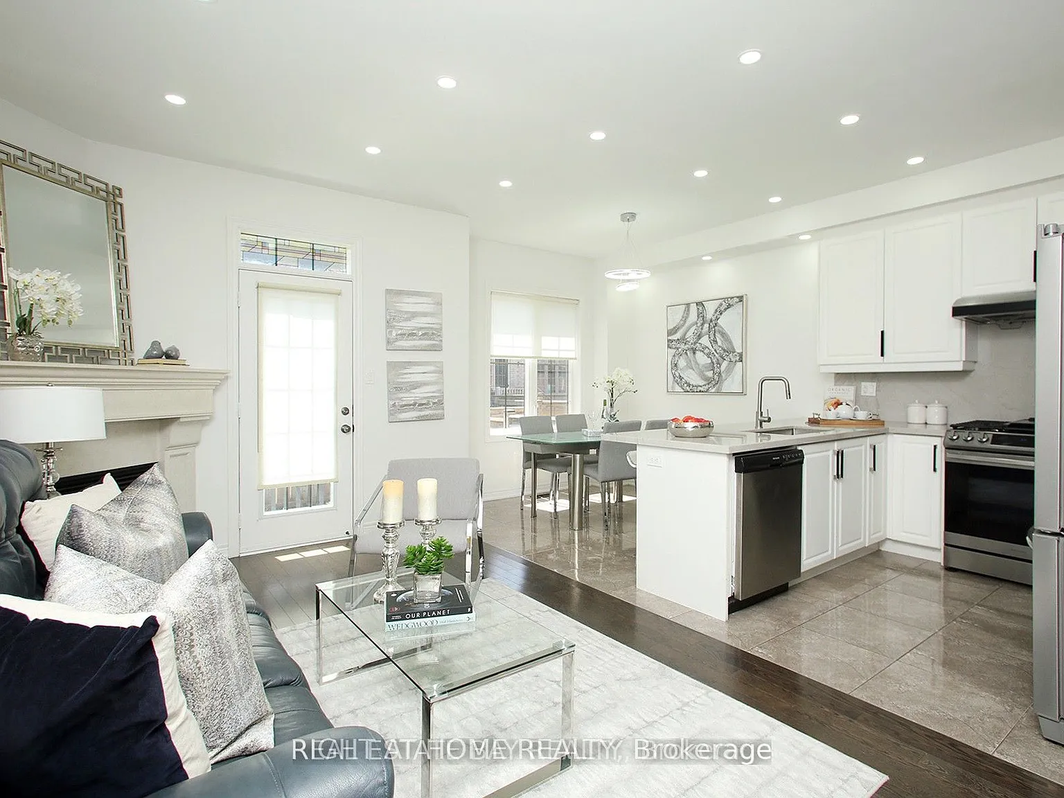 4 bed, $3,800 — Photo 3