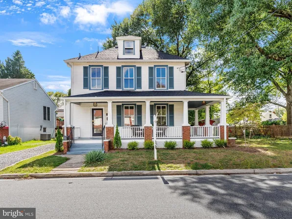 5005 Huron St, College Park, MD 20740