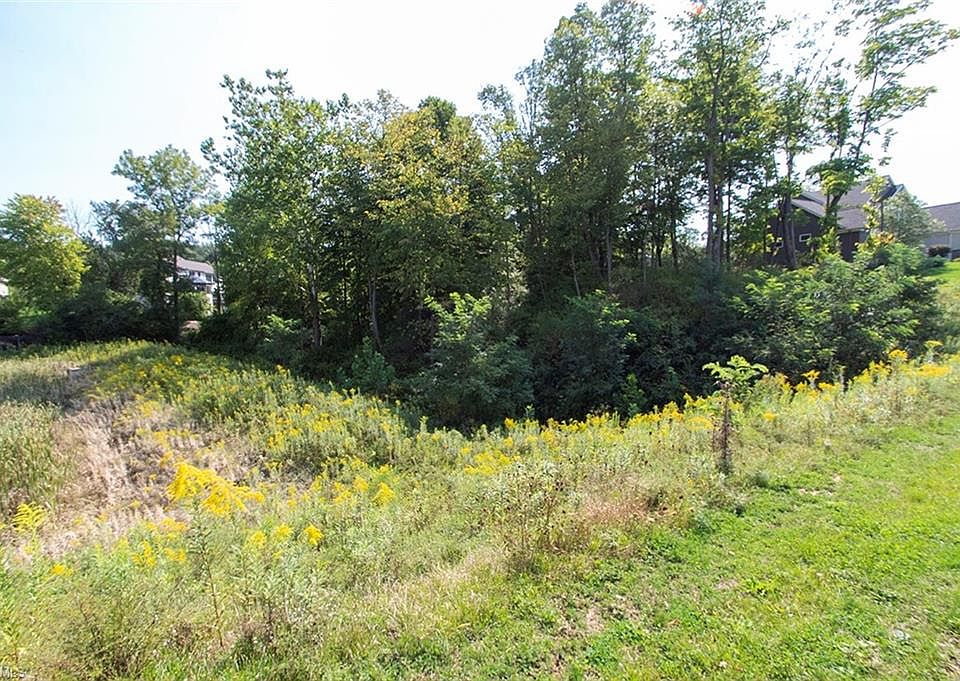 1st image of 4019 Deer Lake Dr