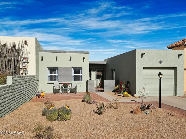 1180 W Camino Velasquez, Green Valley, AZ 85622