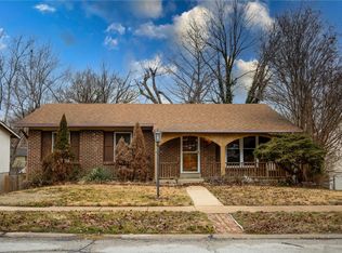 9961 Chileswood Dr, Saint Louis, MO 63126