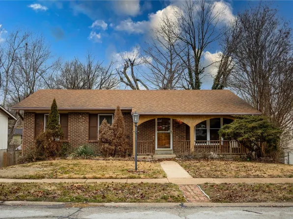 9961 Chileswood Dr, Saint Louis, MO 63126