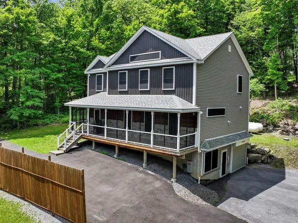 11 Fieldstone Court, Highland, NY 12528