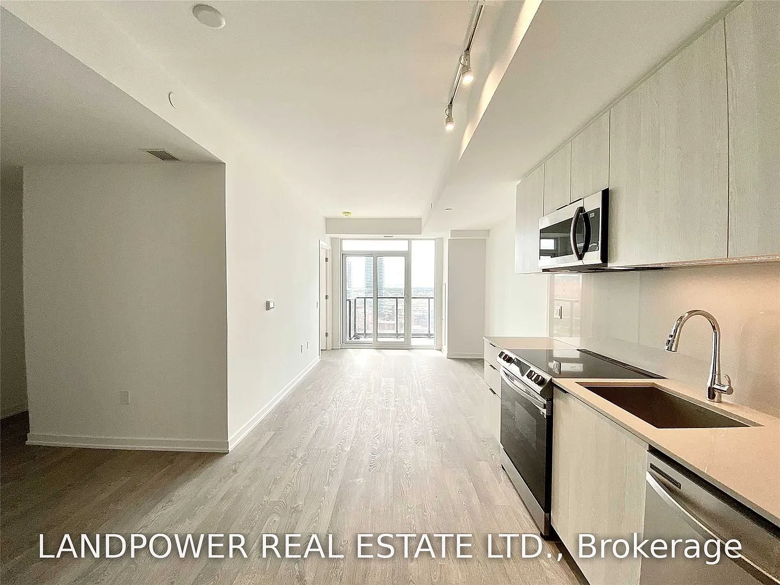2 bed, $2,300 — Photo 4
