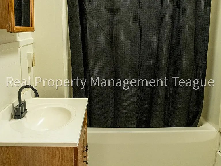 Beautiful one Bedroom apartment — Photo 9