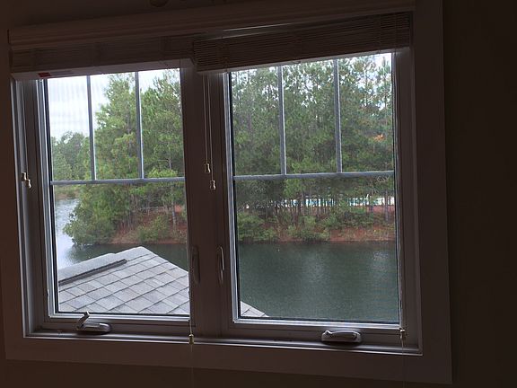 4th image of 43 Highland Forest Cir 6