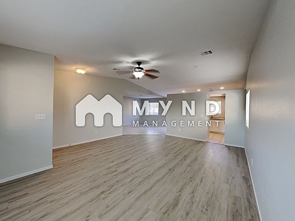 3rd image of 3118 Meadow Flower Ave