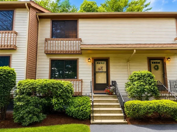489 Turnpike St APT 5-6, South Easton, MA 02375
