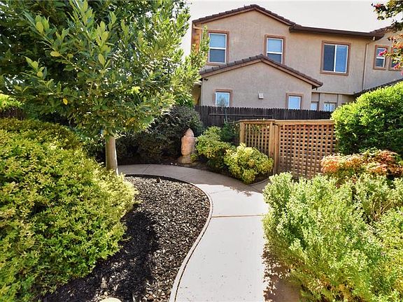 2nd image of 5840 Dulwich Way
